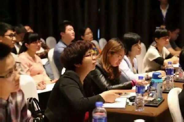 泉州专业SEO公司，点收网络科技助力企业网络营销-振佳策